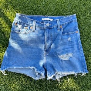 Levi’s high rise shorts